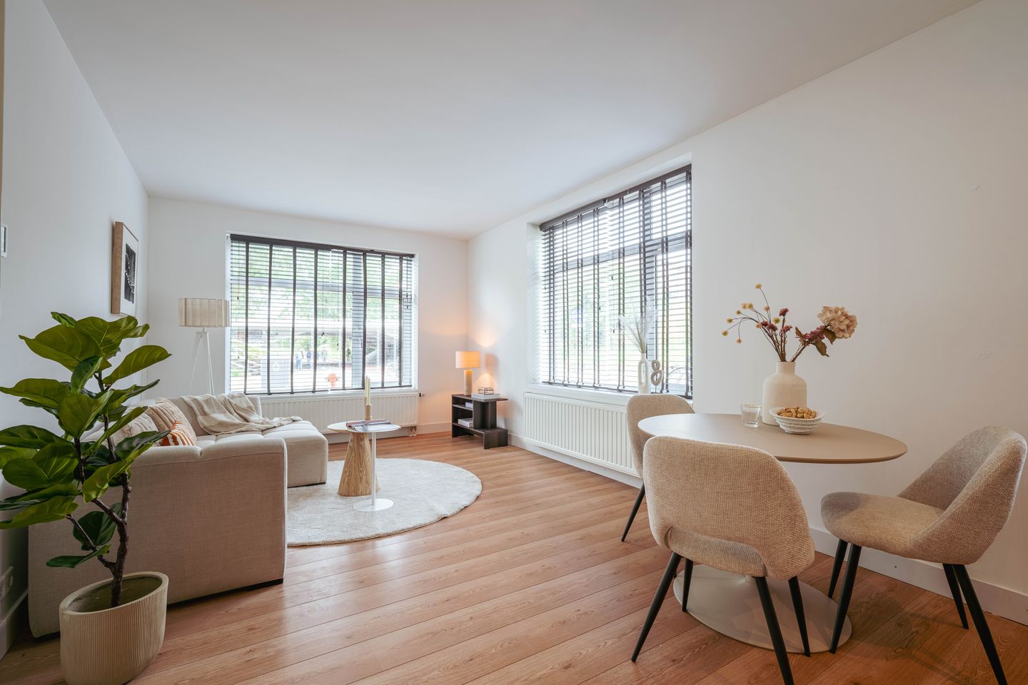 Foto 10 van Ringdijk 54-H