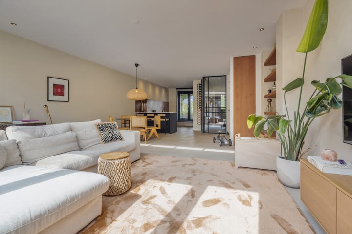 Photo 2 of Rachel Ruyschstraat 23