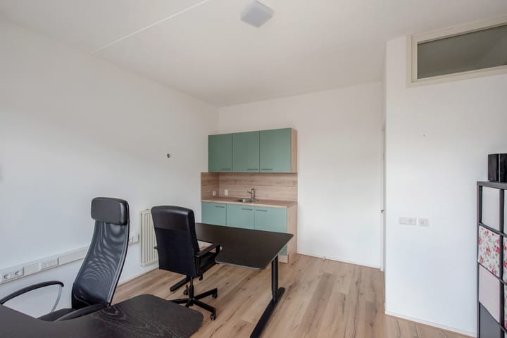 Foto 12 van Blauw-roodlaan 62