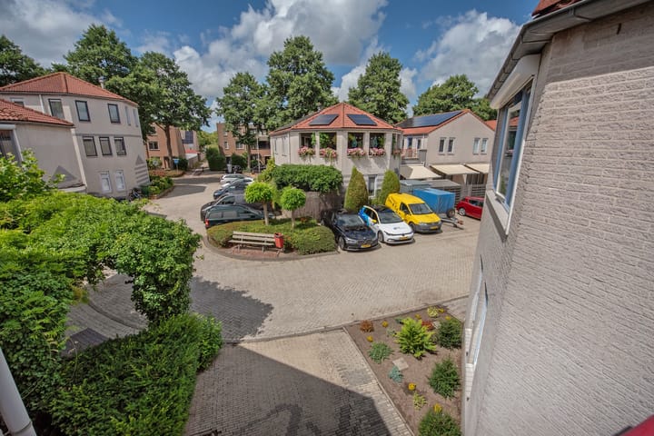 Foto 36 van Blauw-roodlaan 62