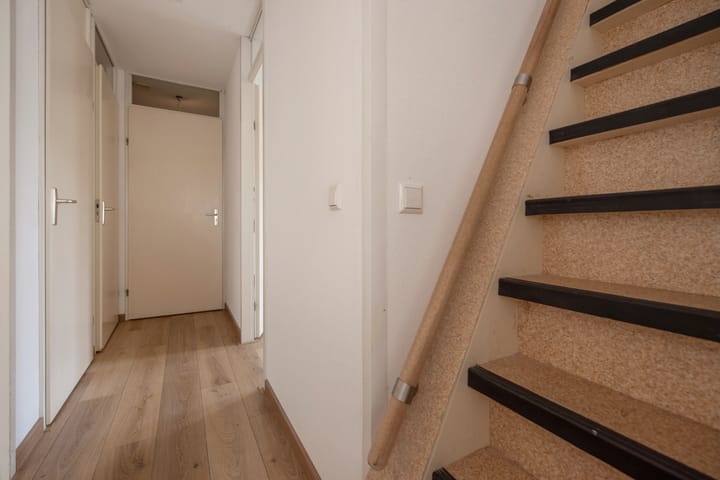 Foto 43 van Blauw-roodlaan 62