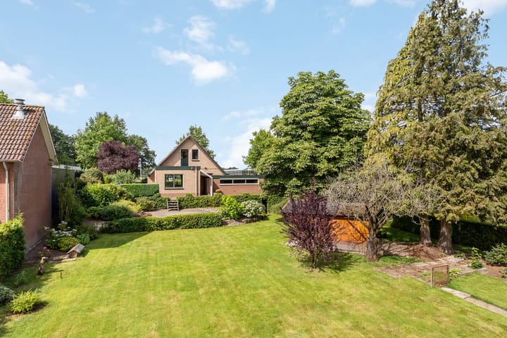 Foto 15 van Rijssensestraat 377