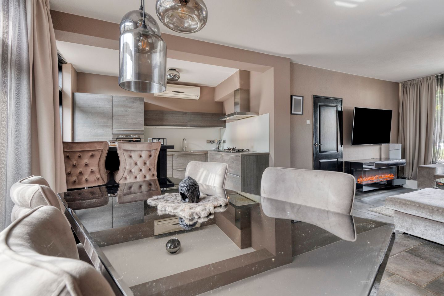 Foto 14 van Wijnruitweg 98