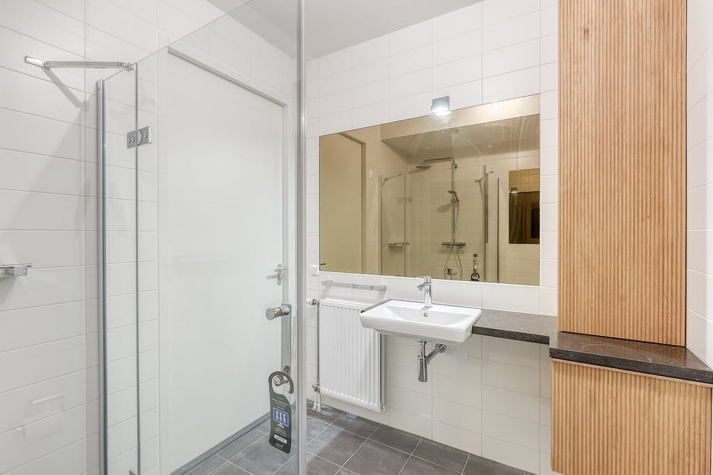 Photo 20 of Johannes Camphuijsstraat 163-H