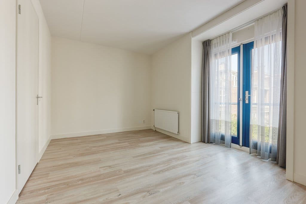 Photo 23 of Johannes Camphuijsstraat 163-H