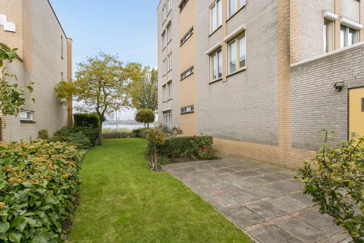 Foto 34 van Schouw 17