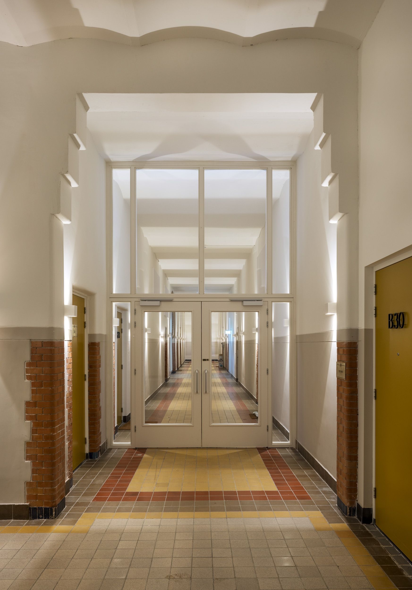 Photo 6 of Verspronckweg 150-B30