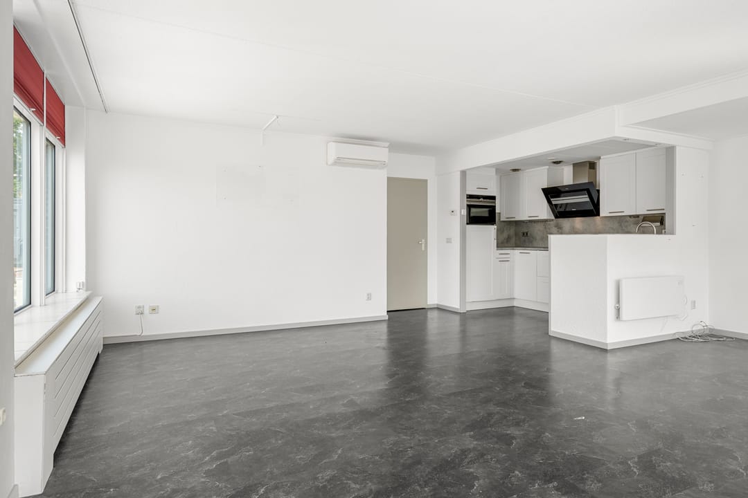 Photo 11 of Achterdorpsstraat 4-A