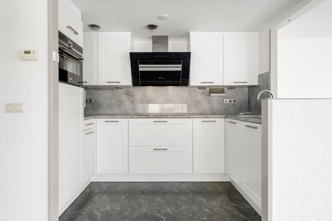 Photo 13 of Achterdorpsstraat 4-A