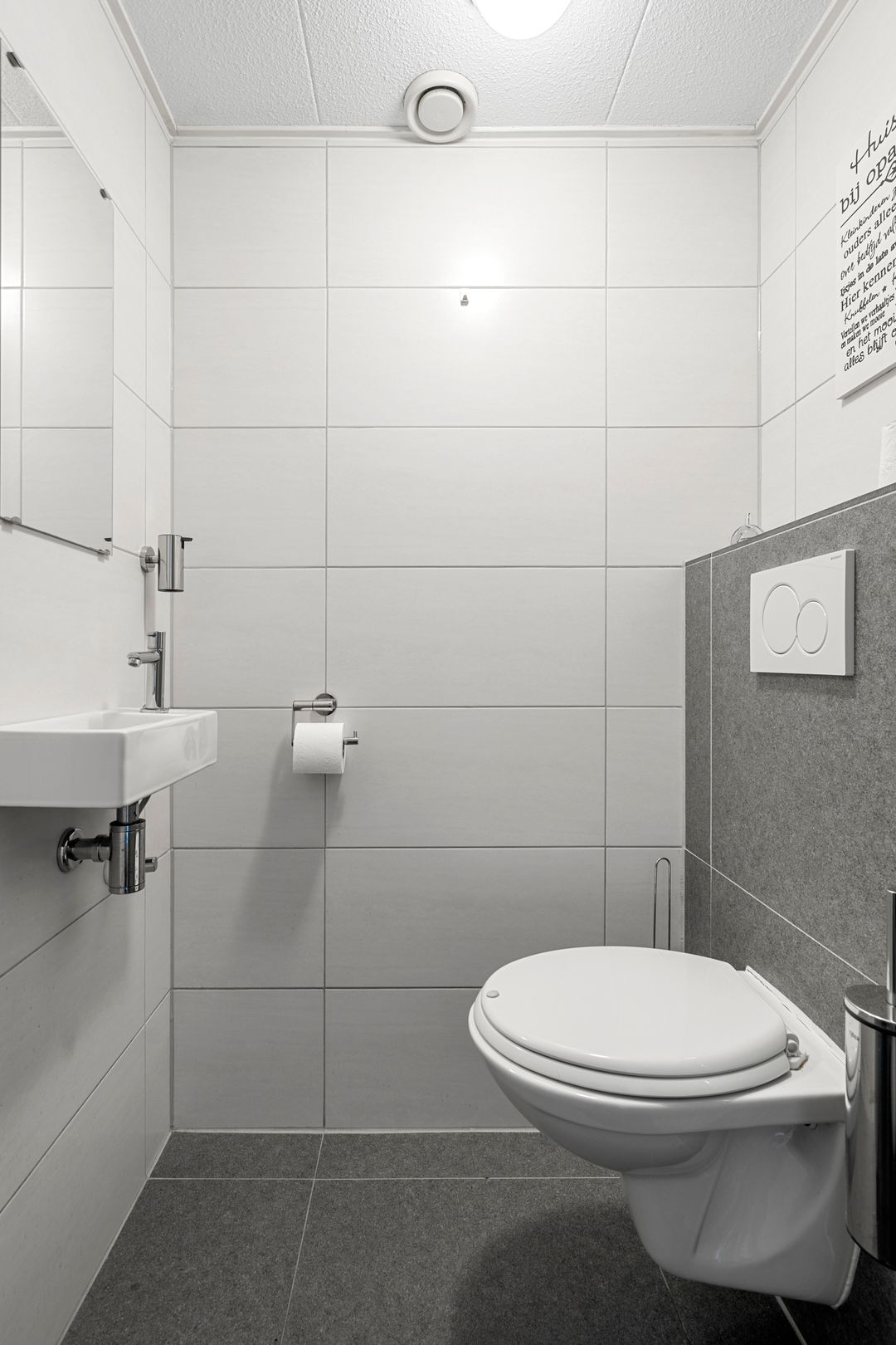 Photo 23 of Achterdorpsstraat 4-A