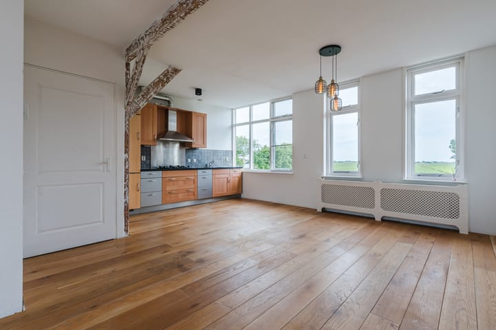 Photo 2 of Lindenhovestraat 57-B