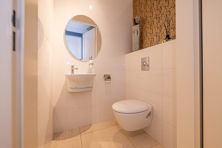 Photo 8 of Gravenstate 8