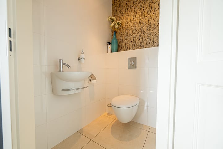 Photo 32 of Gravenstate 8