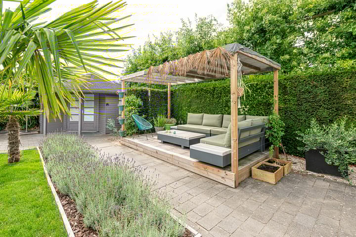 Photo 41 of Gravenstate 8