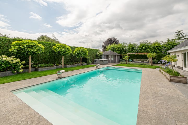 Photo 44 of Gravenstate 8