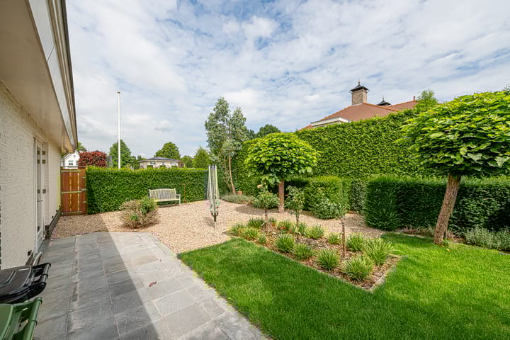 Photo 56 of Gravenstate 8