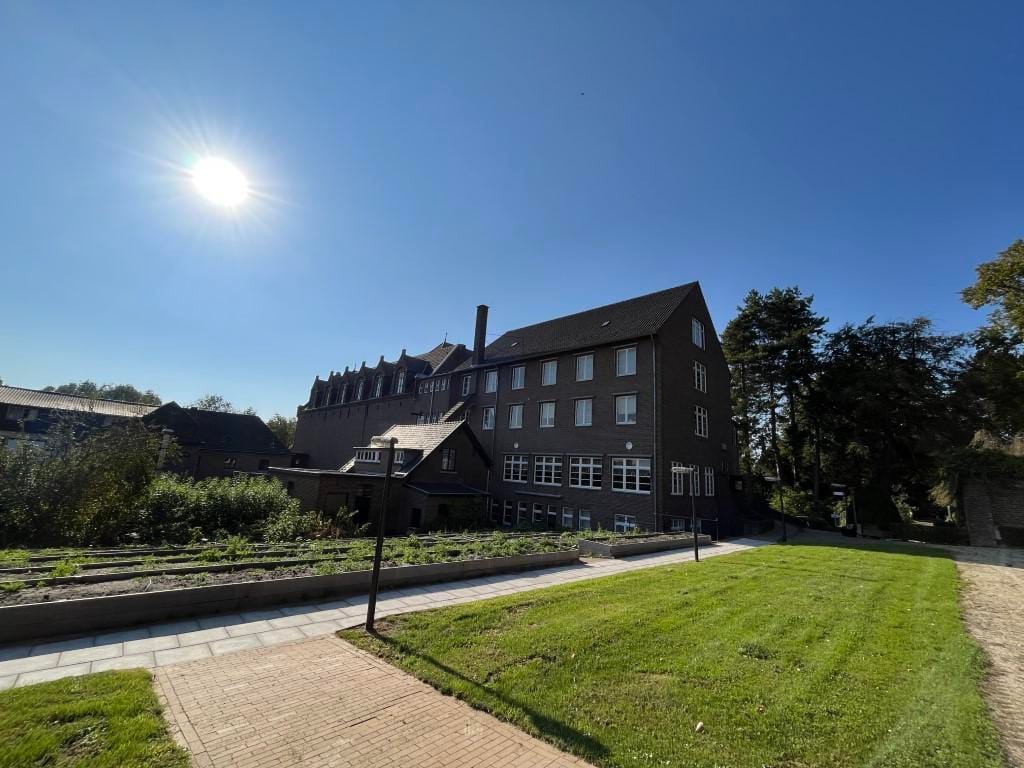 Foto 15 van Wittemer Allee 32