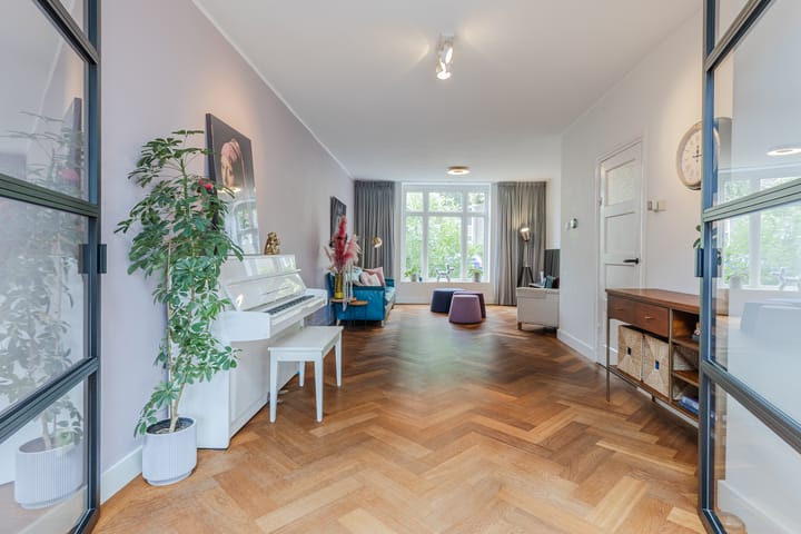 Foto 10 van Petrus Dondersstraat 77