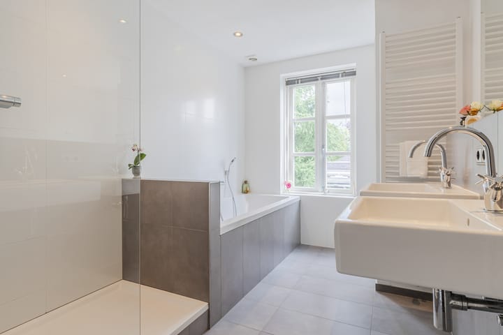 Foto 37 van Petrus Dondersstraat 77