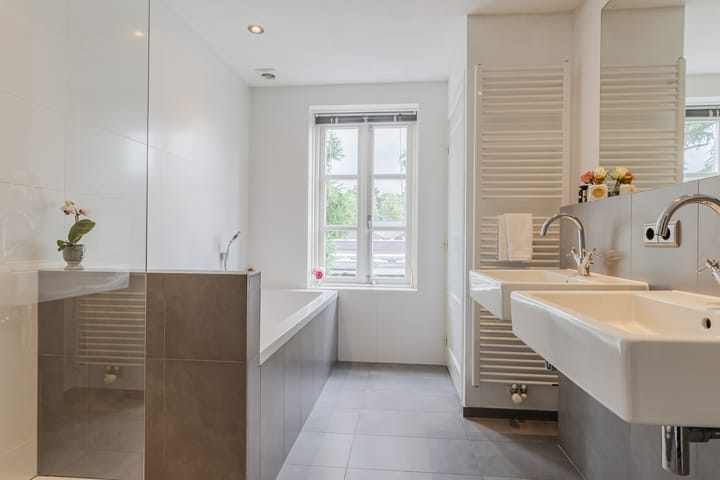 Foto 38 van Petrus Dondersstraat 77