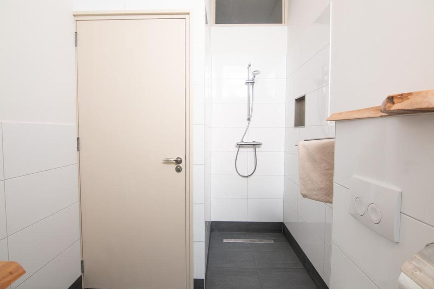 Foto 20 van Botgensstraat 25-C