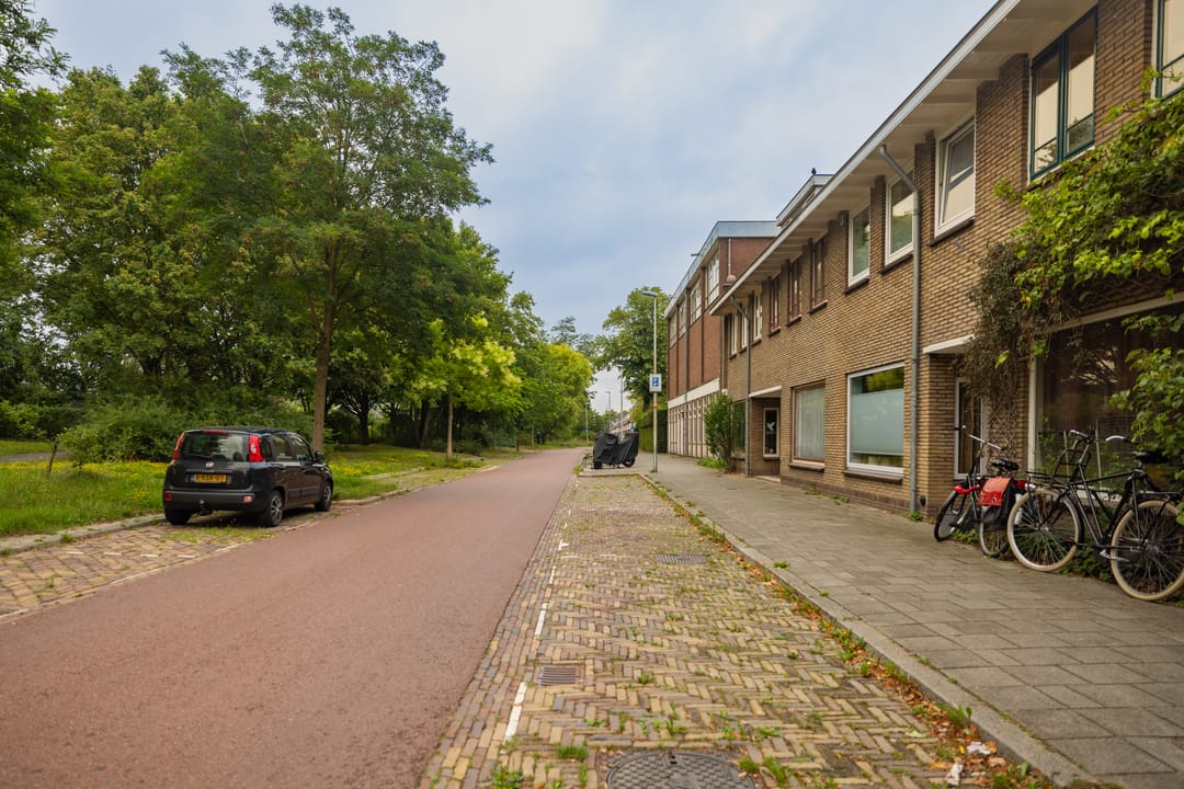 Photo 23 of Cremerstraat 382