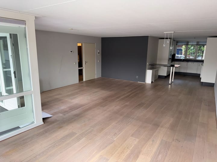 Photo 2 of Hooftstraat 279