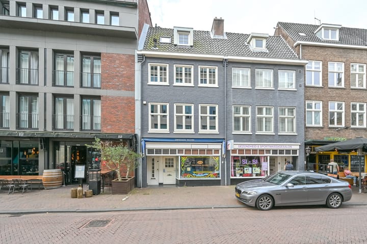 Damstraat 8-A
