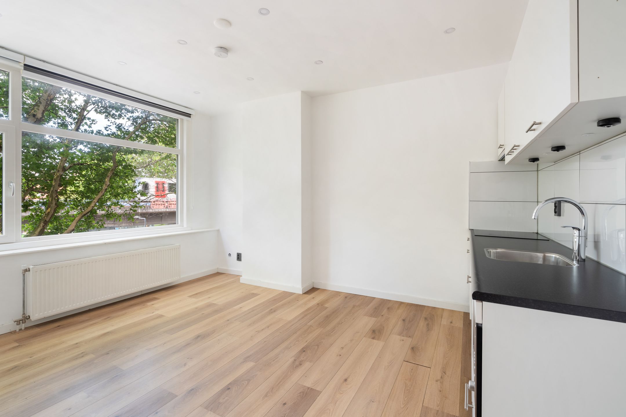 Foto 15 van Mijnsherenlaan 118-D