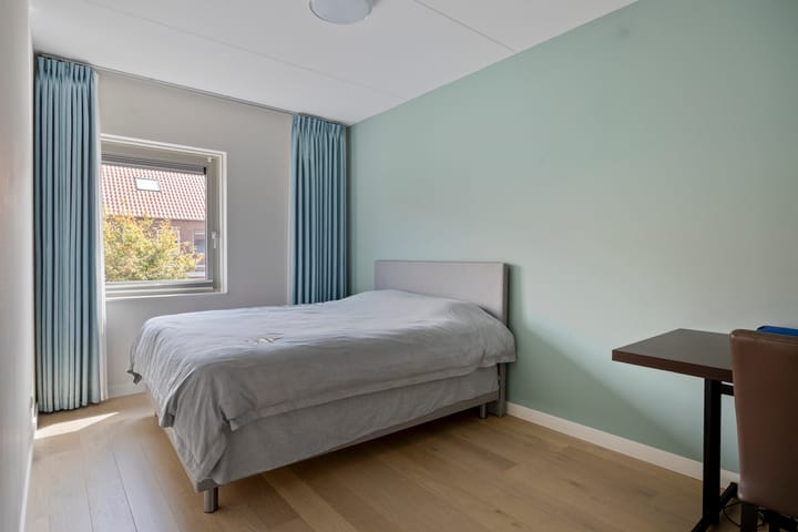 Foto 9 van Klompenmaker 62