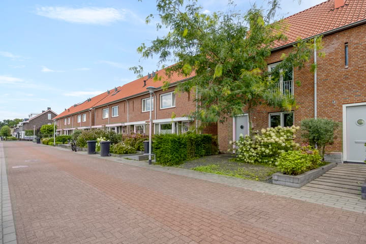 Foto 19 van Klompenmaker 62