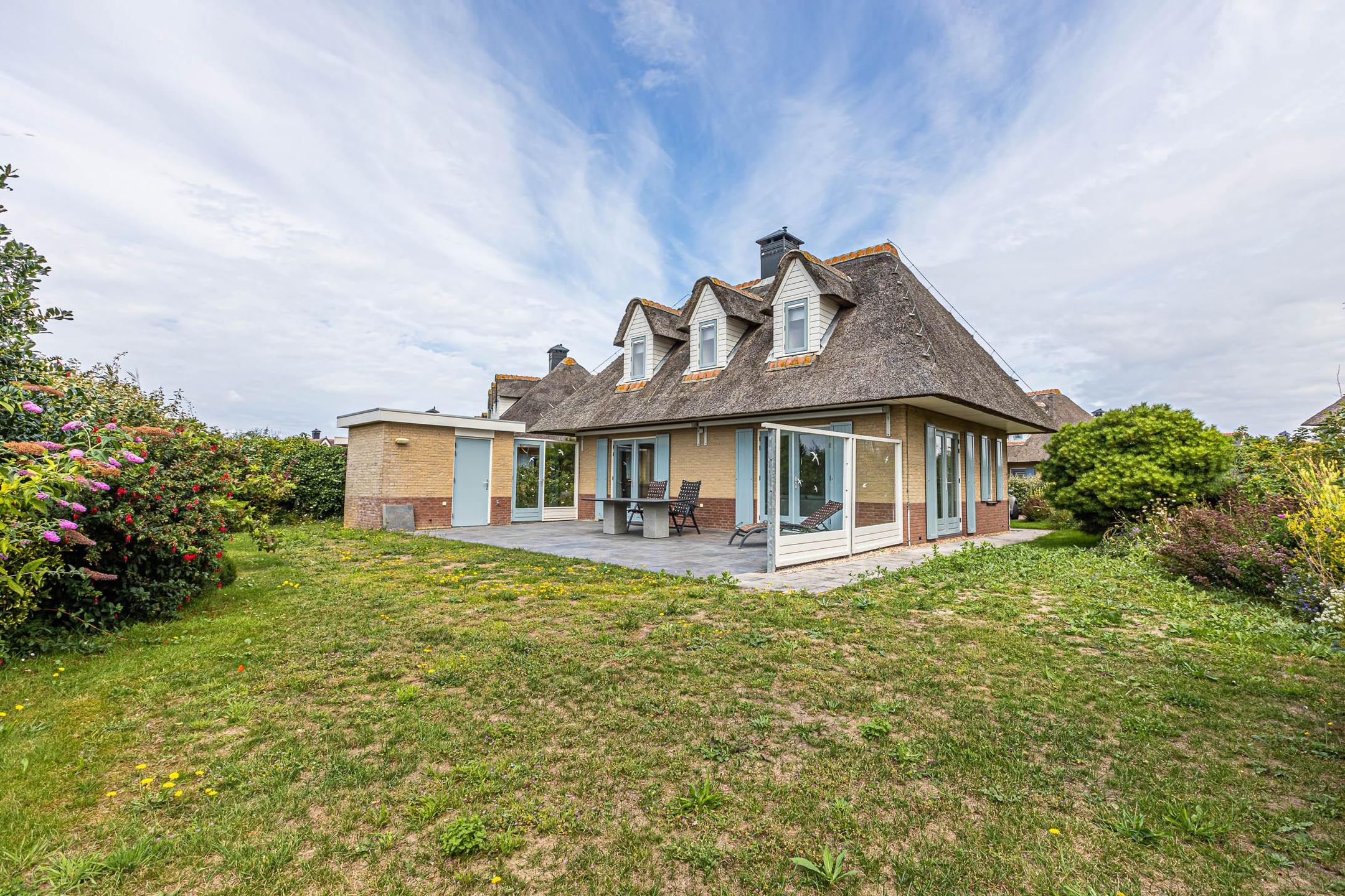 3-bedroom freehold villa in Julianadorp — photo 3 of 5