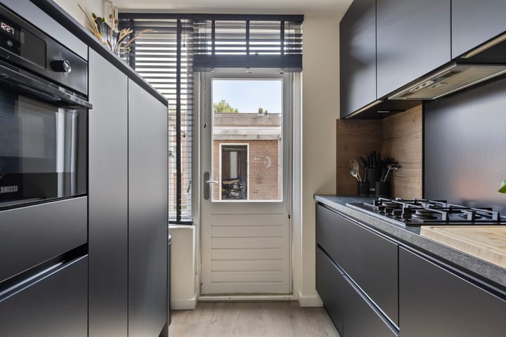 Foto 8 van Guido Gezellelaan 49