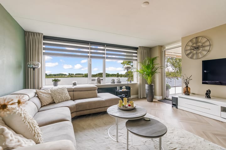 Foto 9 van Fellinilaan 442