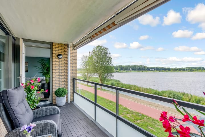 Foto 3 van Fellinilaan 442