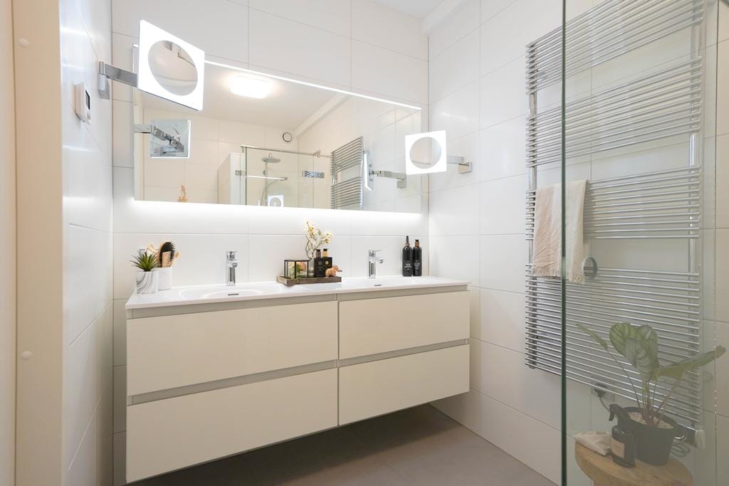 Foto 24 van Treilerdwarsweg 46