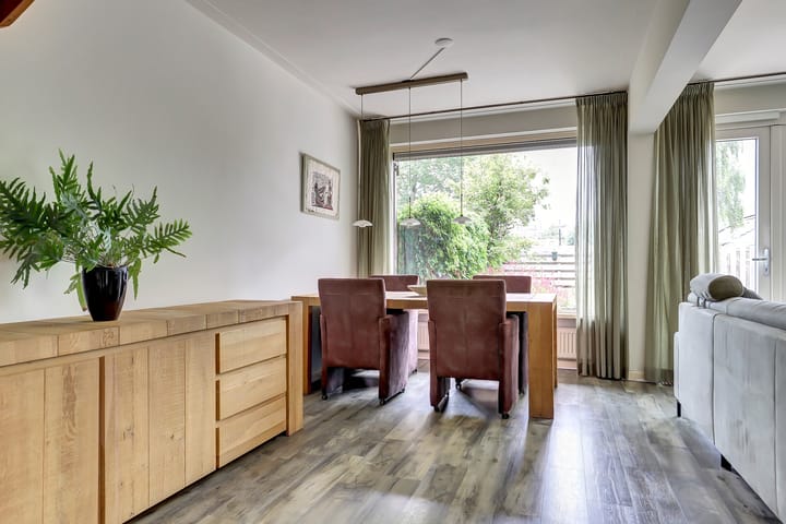 Foto 11 van Stationsweg 67