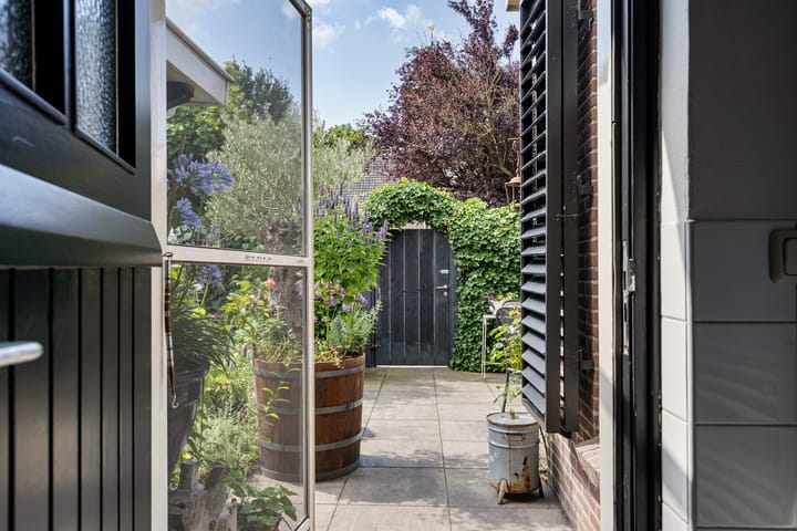 Foto 44 van Hollandiastraat 14