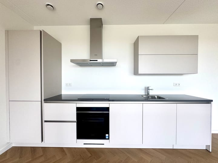 Photo 5 of Mahoniehout 411