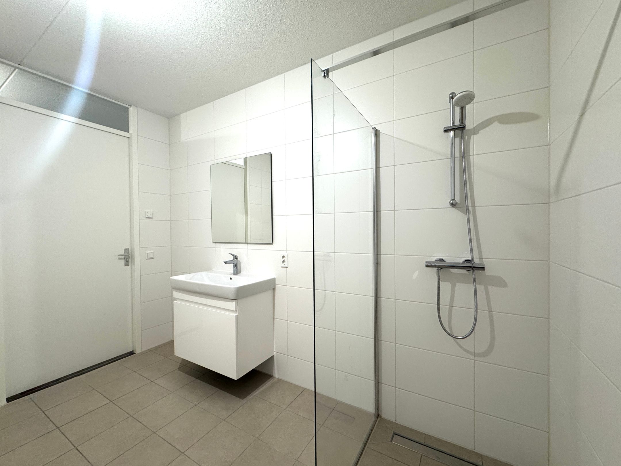 Foto 9 van Mahoniehout 411