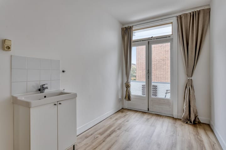 Foto 19 van Maartensdijklaan 4