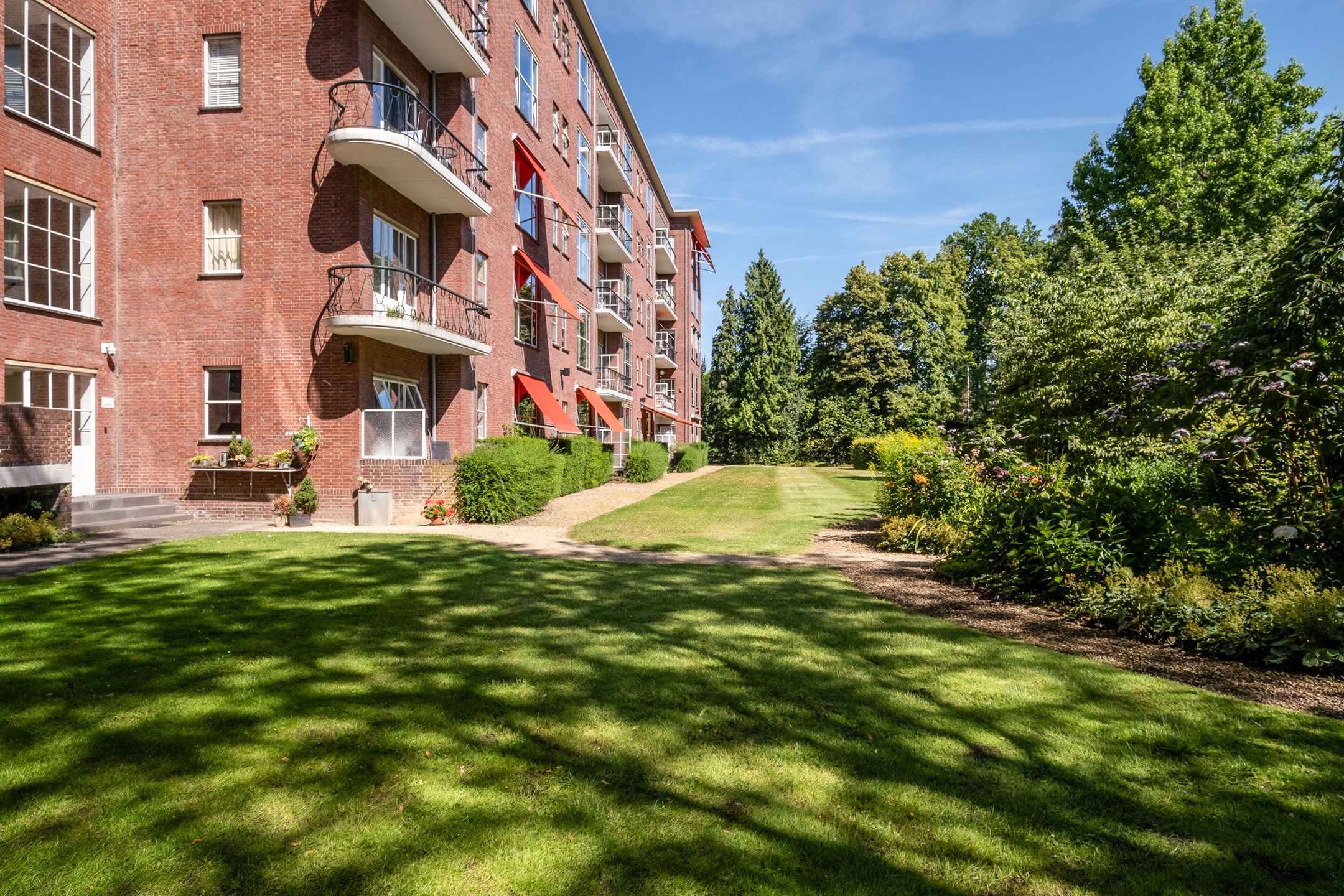 Foto 27 van Stadsmatenstraat 1-303