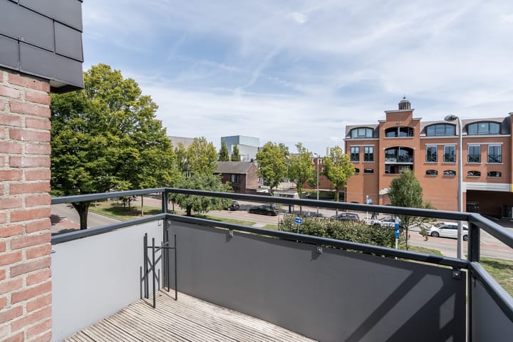 Foto 12 van Wilhelminasingel 215