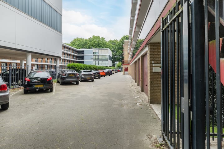 Foto 26 van Postelse Hoeflaan 101