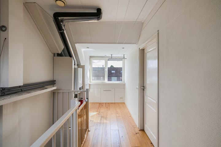 Foto 25 van Scharwoudestraat 7