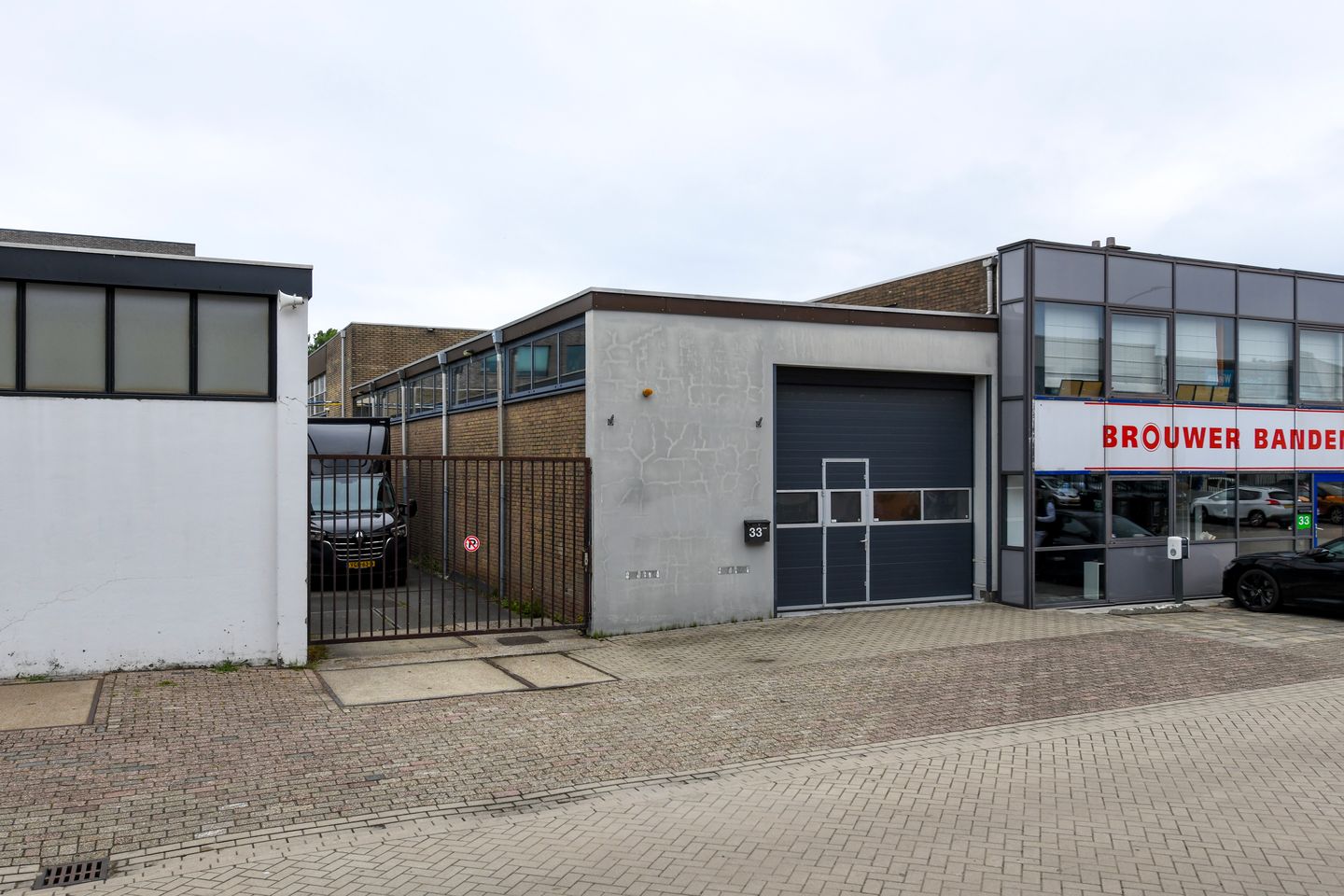 Bekijk foto 2 van Energiestraat 33