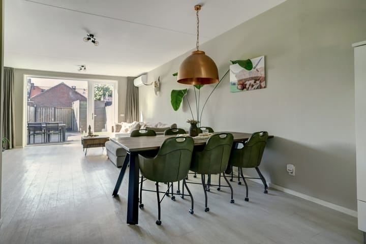 Foto 14 van Pastoor van der Meijdenstraat 7