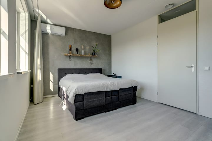 Foto 18 van Pastoor van der Meijdenstraat 7