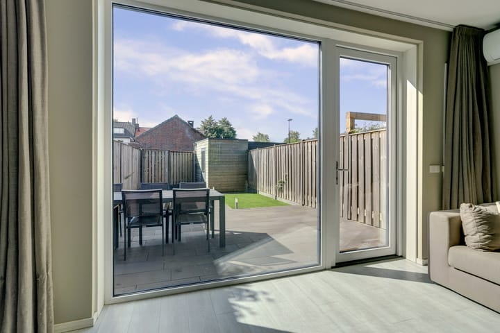 Foto 27 van Pastoor van der Meijdenstraat 7