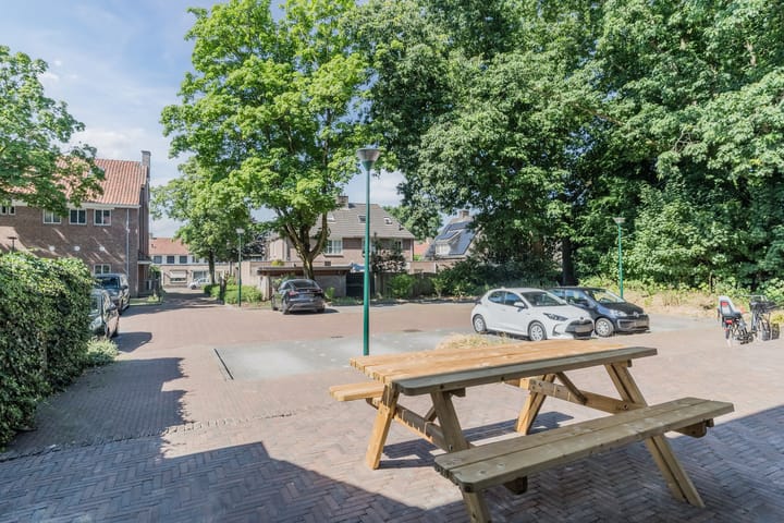 Foto 50 van Aloysiusplein 12